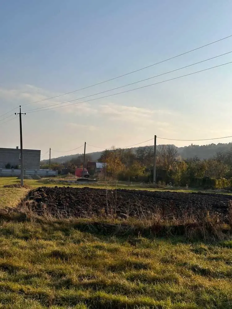 Продається ділянка в с.Нижні Млини