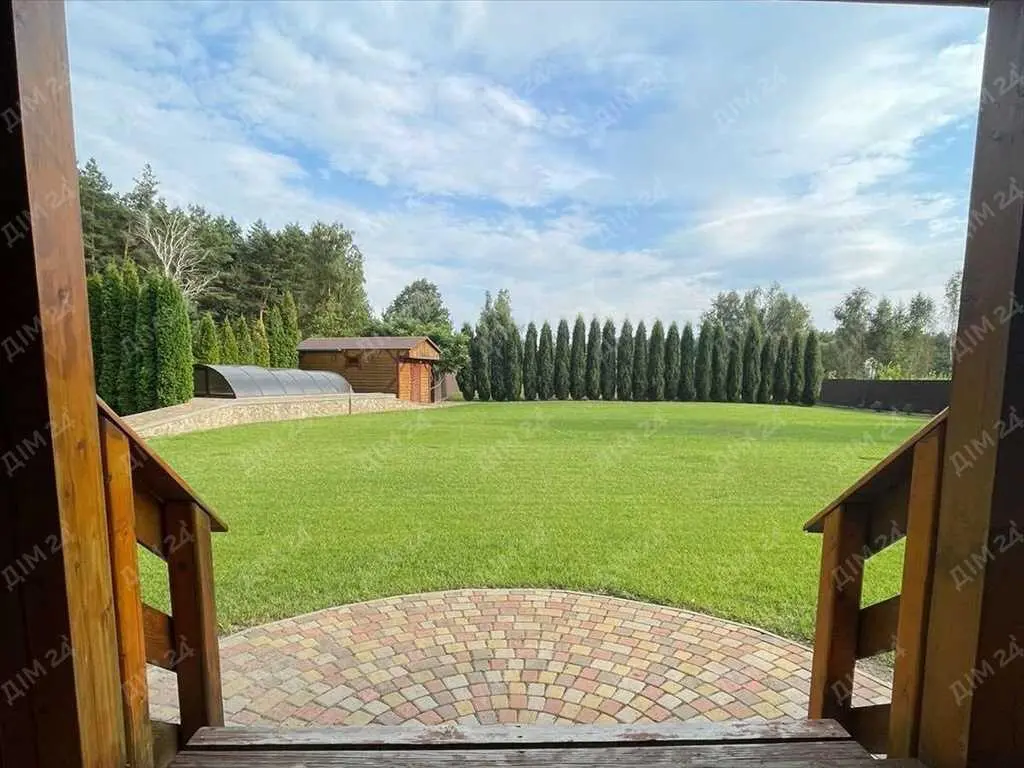 Унікальний будинок із зрубу в передмісті Полтави (Клюшники)