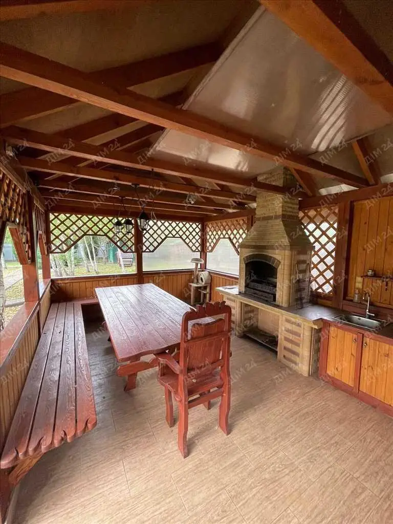 Унікальний будинок із зрубу в передмісті Полтави (Клюшники)