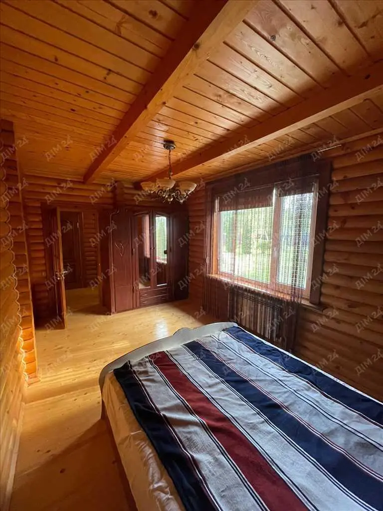 Унікальний будинок із зрубу в передмісті Полтави (Клюшники)