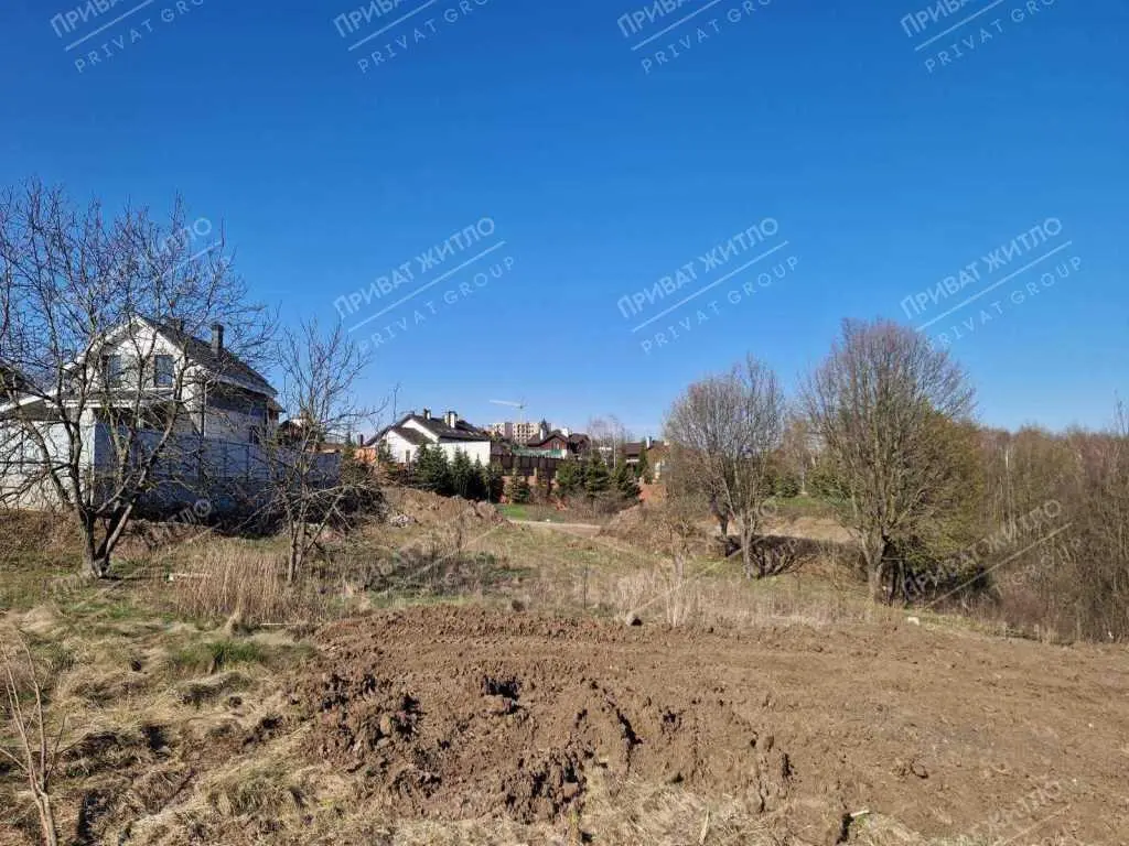 В продажу земельна ділянка в Яру