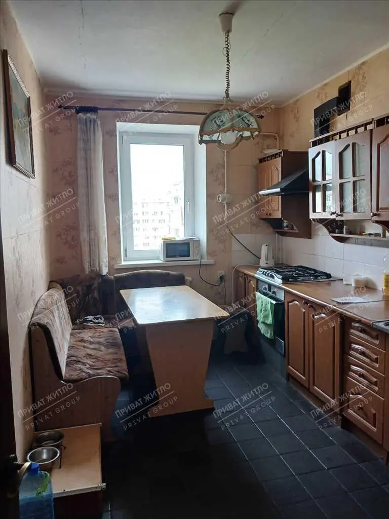 Чудова квартира в спальному районі міста.