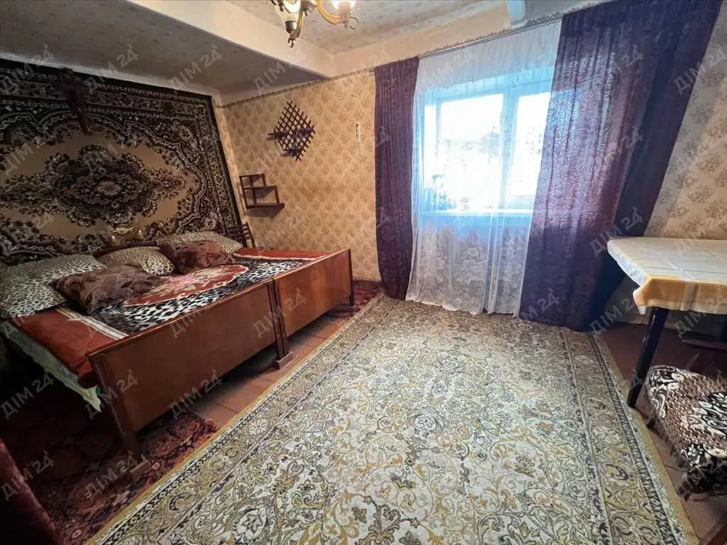 Продаж ділянки з будинком