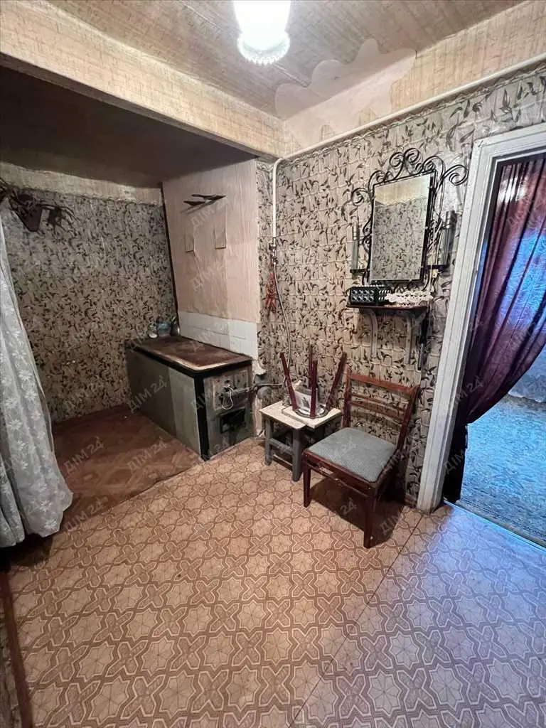 Продаж ділянки з будинком