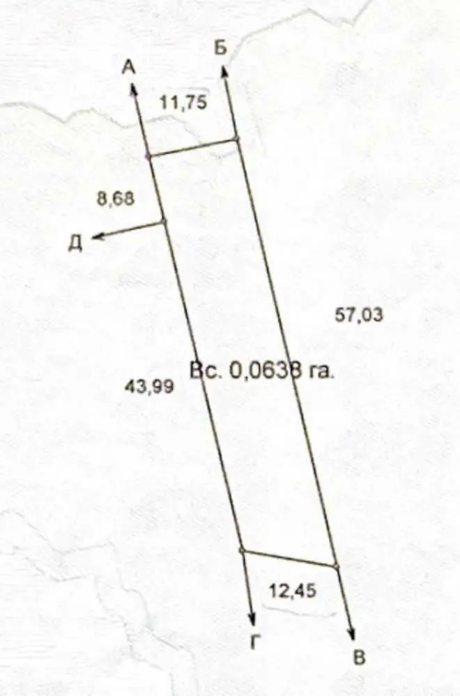 Велика ділянка з будинком в 4 км від міста!