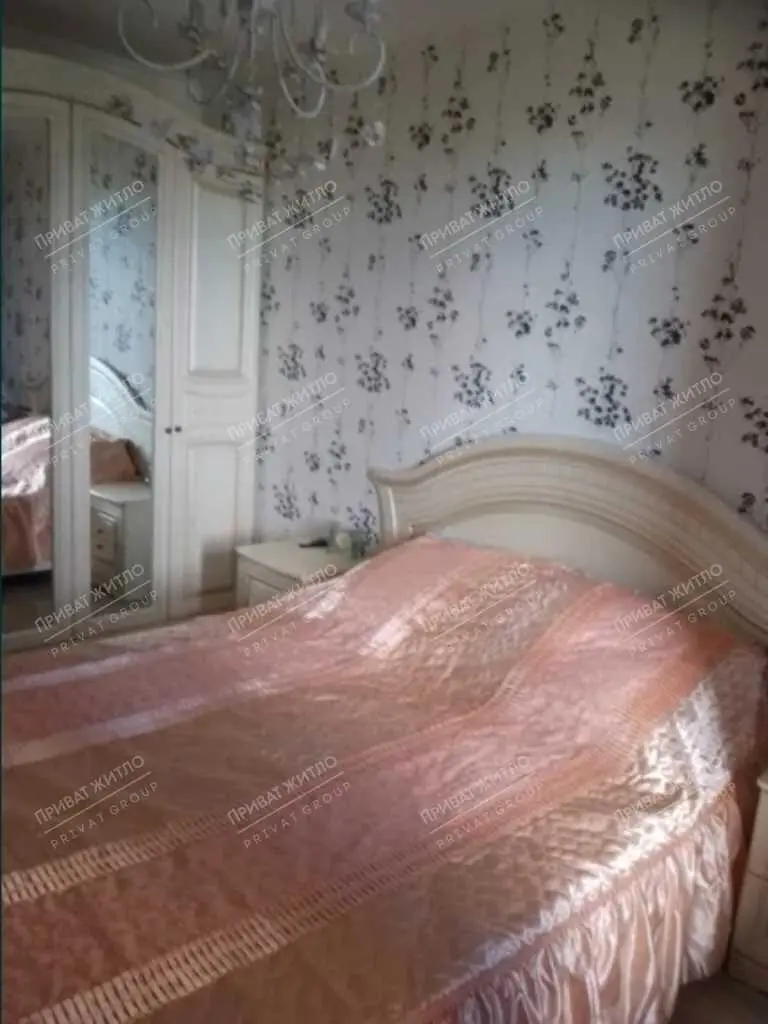 Простора  3x комнатна квартира на Леваді