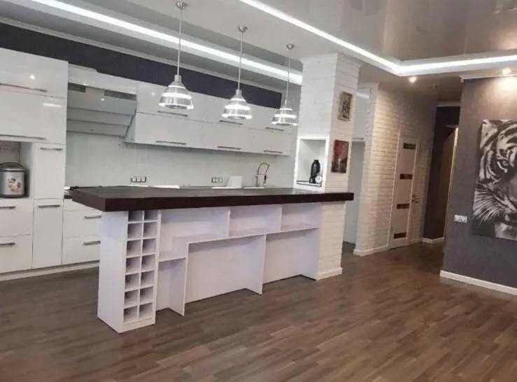 Неперевершена квартира на Подолі