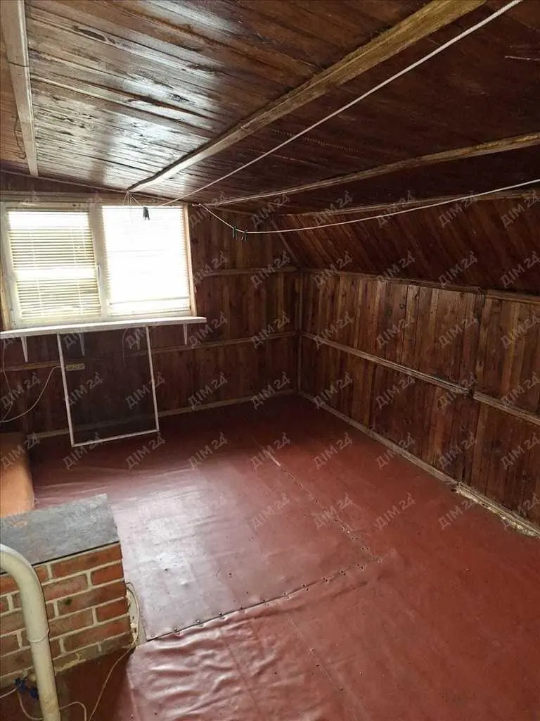 Частина будинку в центрі міста.