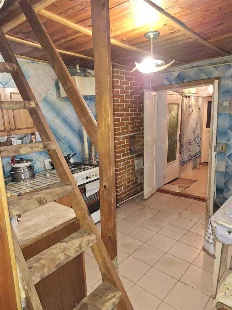 Частина будинку в центрі міста.