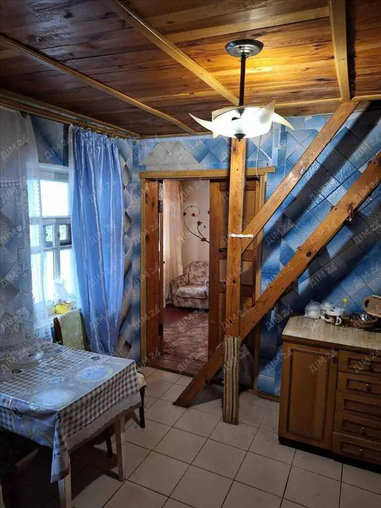 Частина будинку в центрі міста.