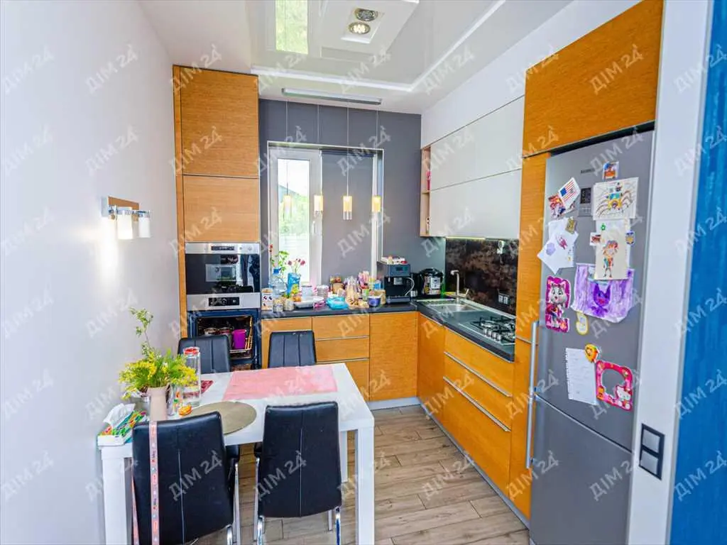 Житловий будинок на Вакуленцях!