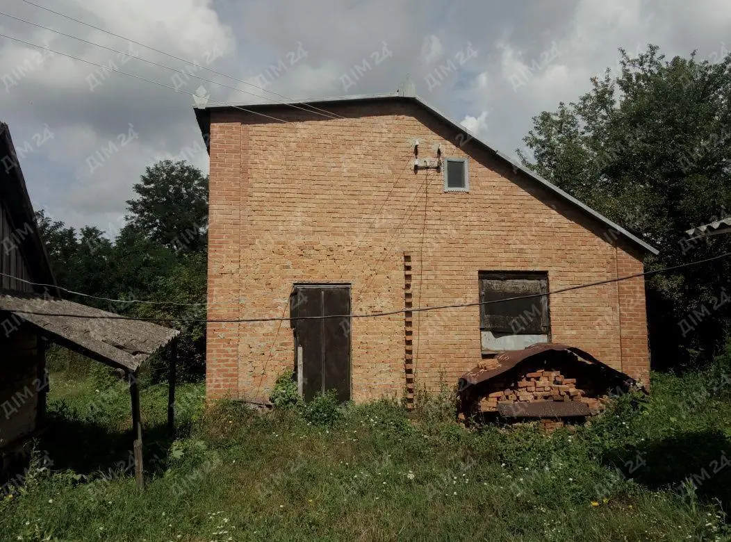 Відпочинь від міста у лісі!