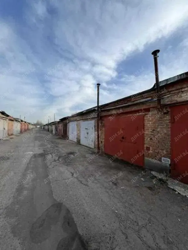 Гараж на Огнівці!