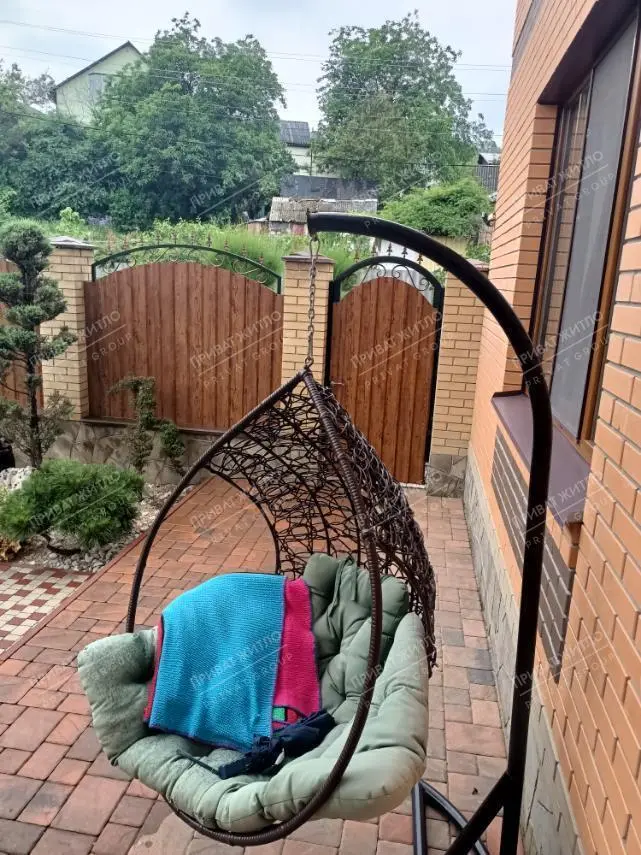 Ваш власний дім із басейном та барбекю всього за 5 хвилин від Сонячного парку!