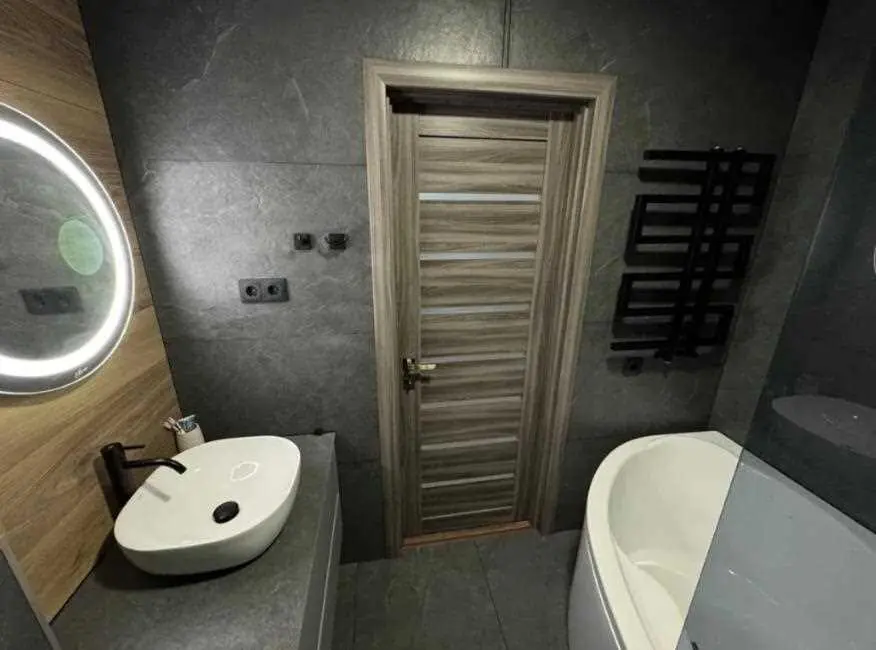 Двокімнатна квартира в центрі міста!