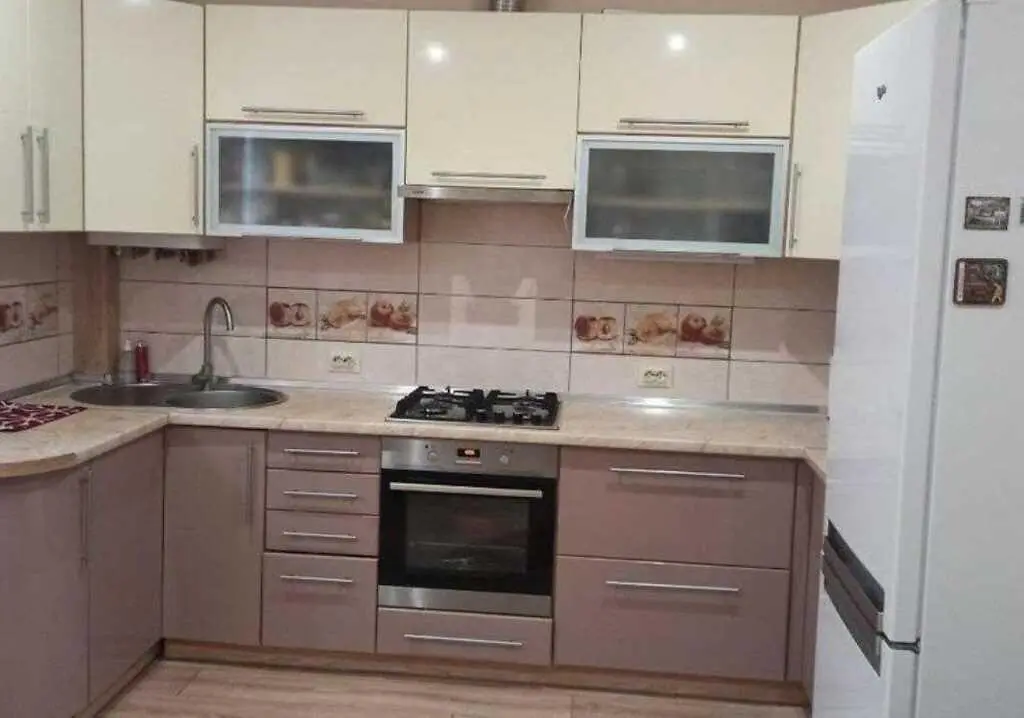 Просторий будинок в тихому місці