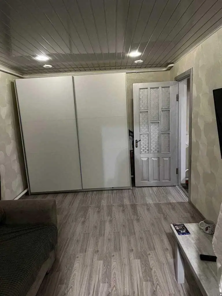 Окремий будинок поблизу площі Зигіна!