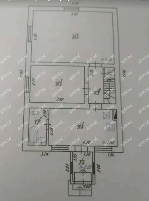 Окремий будинок в с Нижні Млини в 3 км від міста.