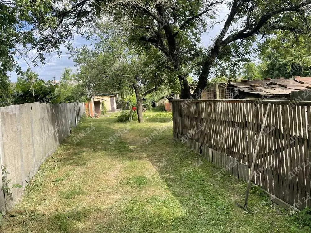 Житло у передмісті.