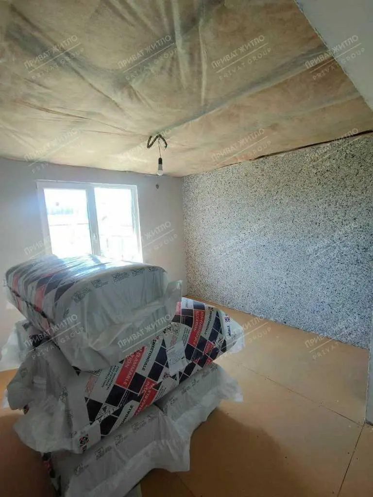 Новий сучасний будинок. Район Браїлки. 