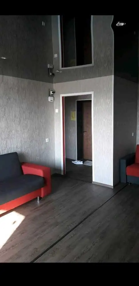 Продається однокімнатна квартира з класним ремонтом.
