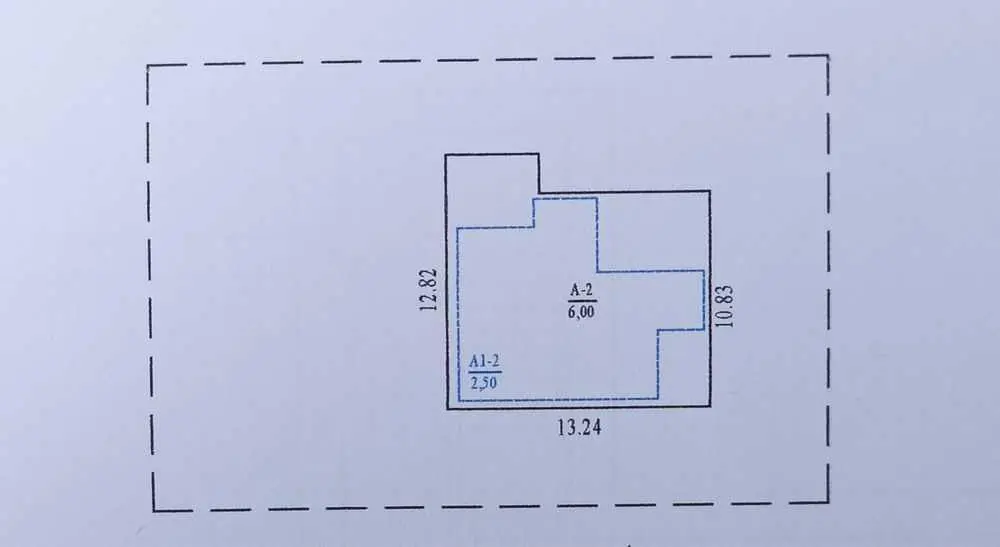 Продається  будинок без внутрішніх робіт  в районі Дендропарку.