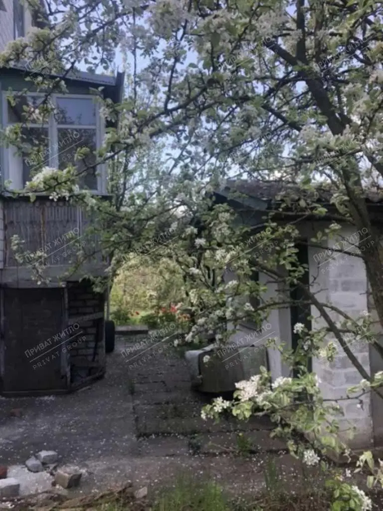 Дача з великою ділянкою в с.Рожаївка!