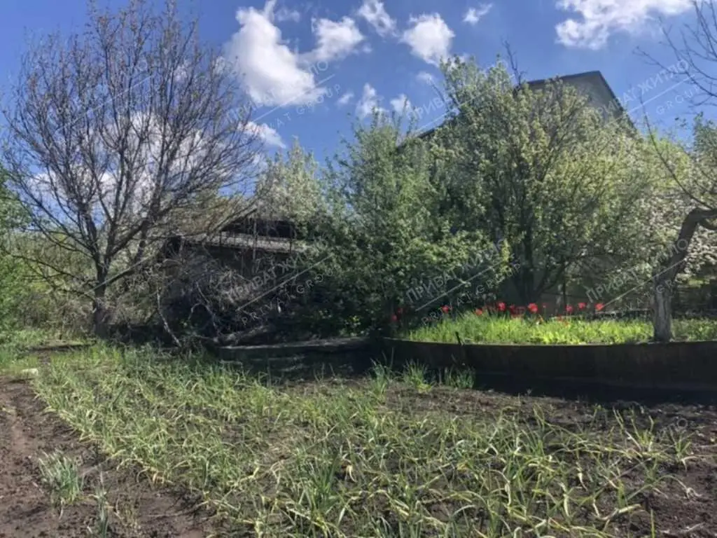 Дача з великою ділянкою в с.Рожаївка!