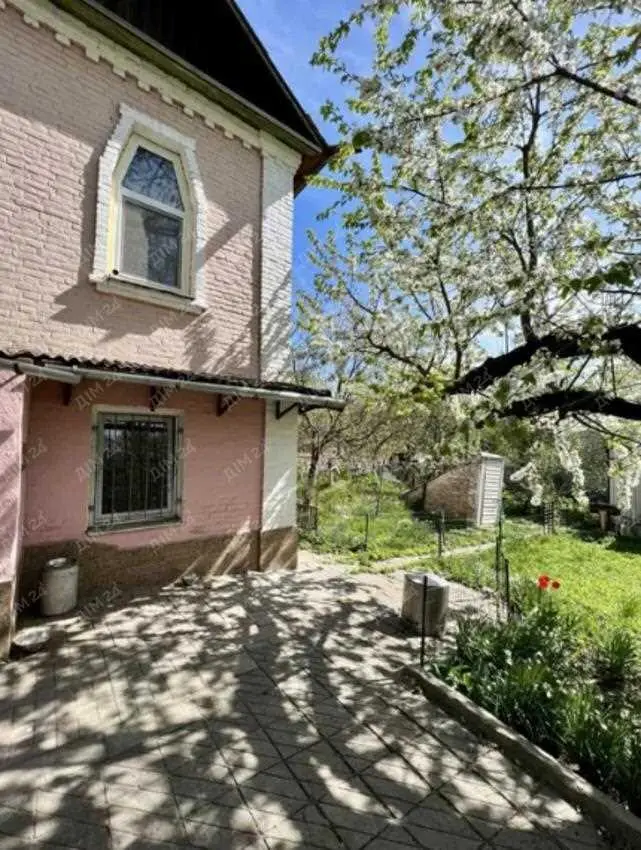 Будинок в центральній частині міста