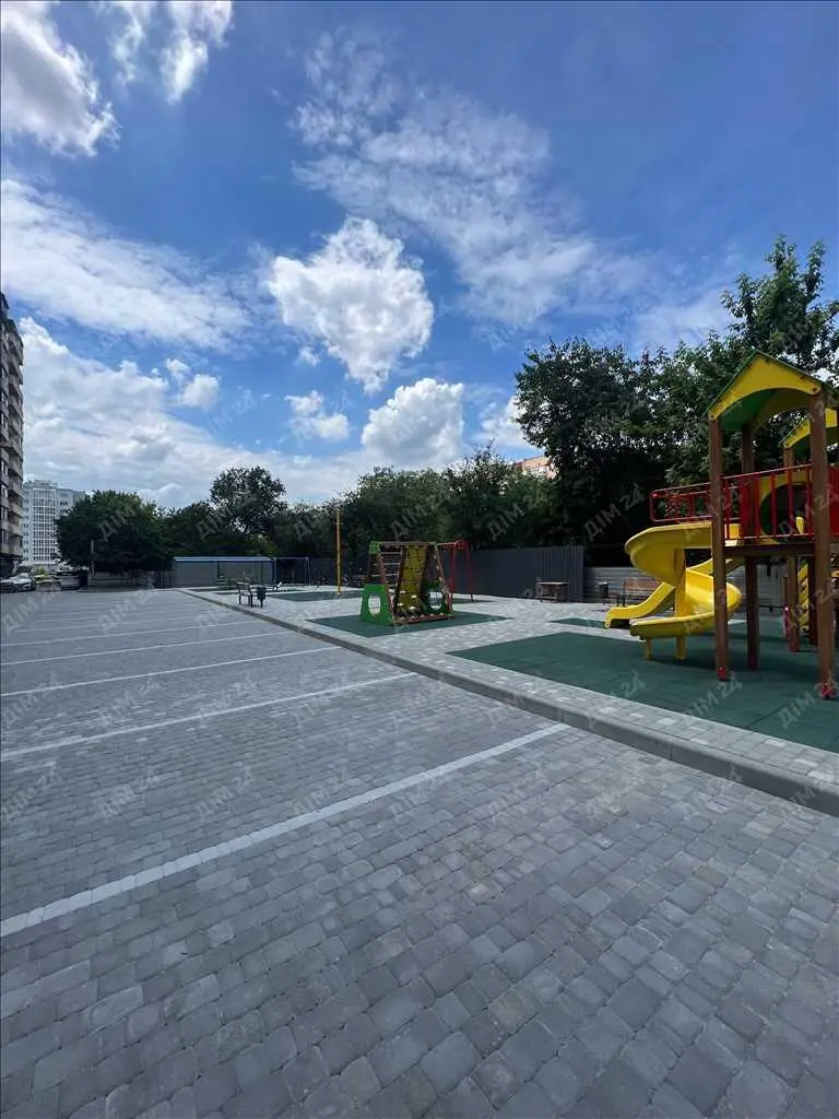 Трьохкімнатна квартира в ЖК "Династія"