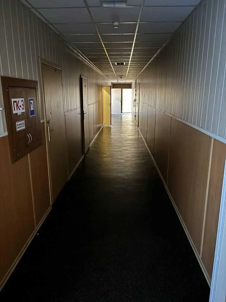 Продається офісний центр у центрі міста.