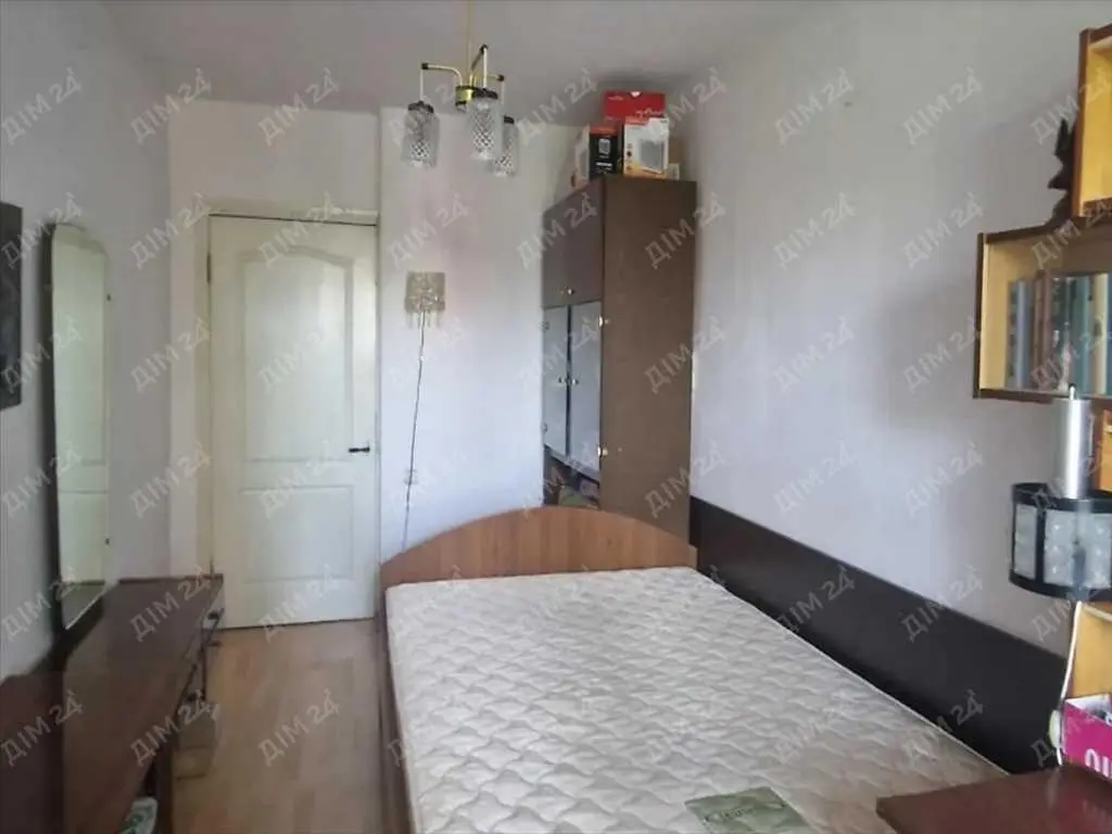 Трикмінатна квартира в самому центрі міста!