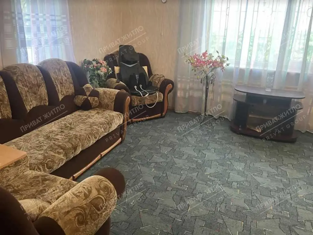 Просторий, добротний будинок в Супрунівці!