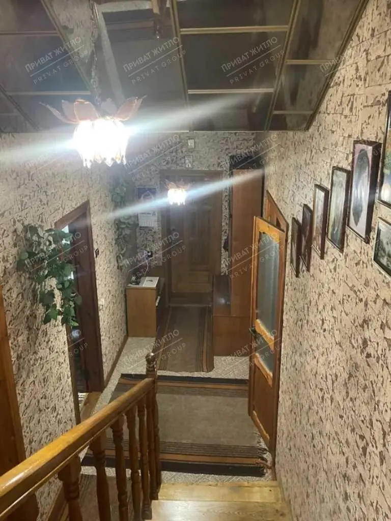 Просторий, добротний будинок в Супрунівці!