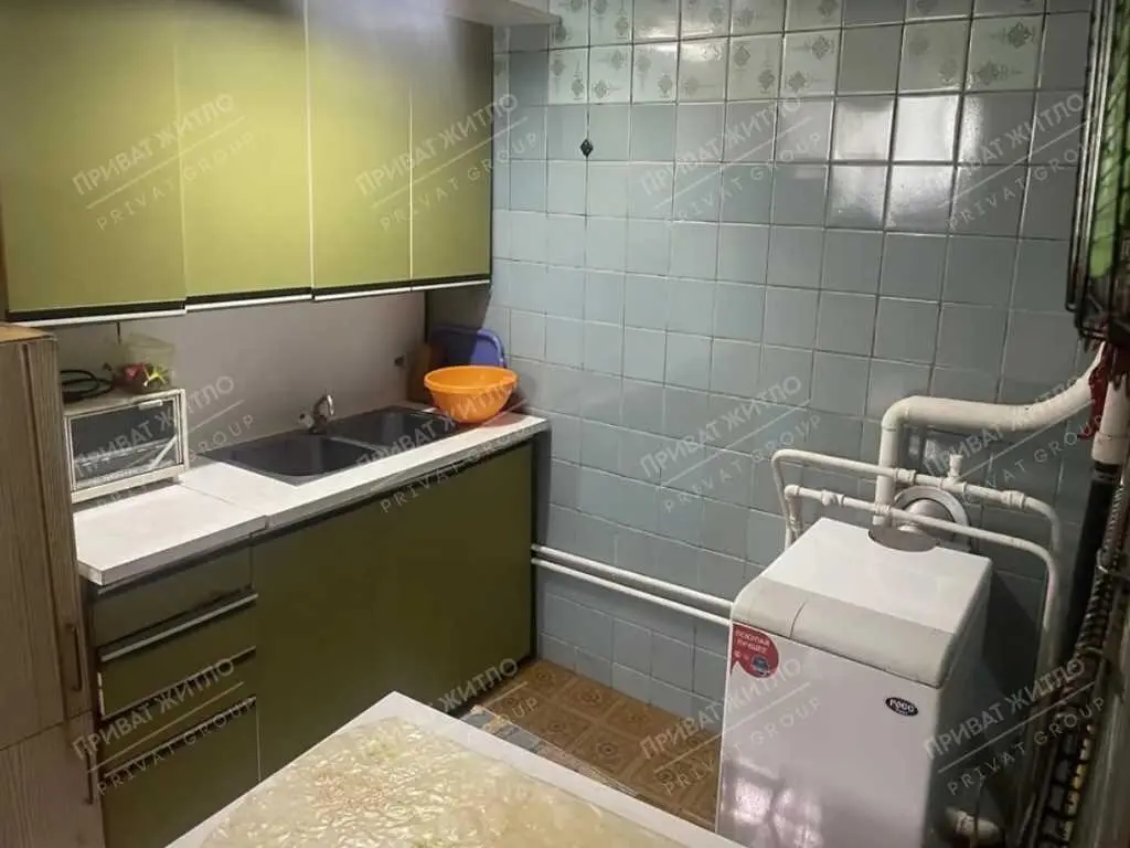 Просторий, добротний будинок в Супрунівці!