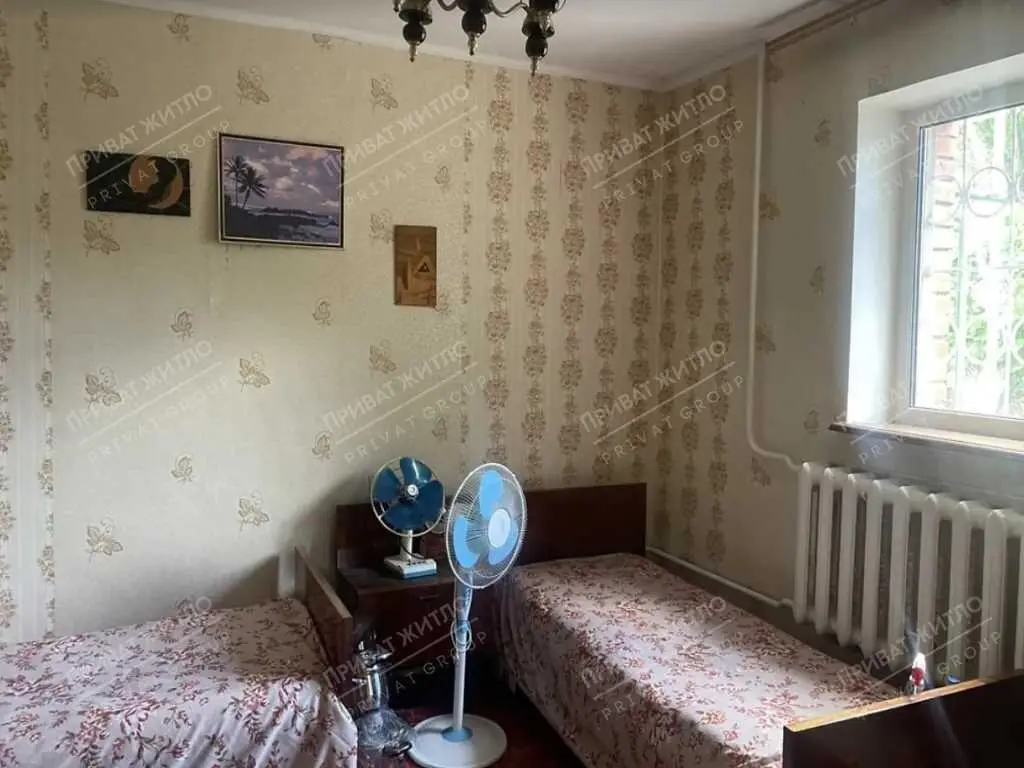 Просторий, добротний будинок в Супрунівці!