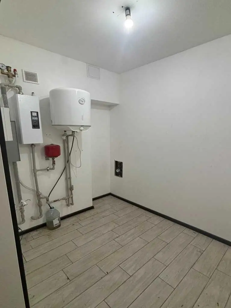  Ваш новий бізнес-простір у серці міста- ідеальні умови для роботи.