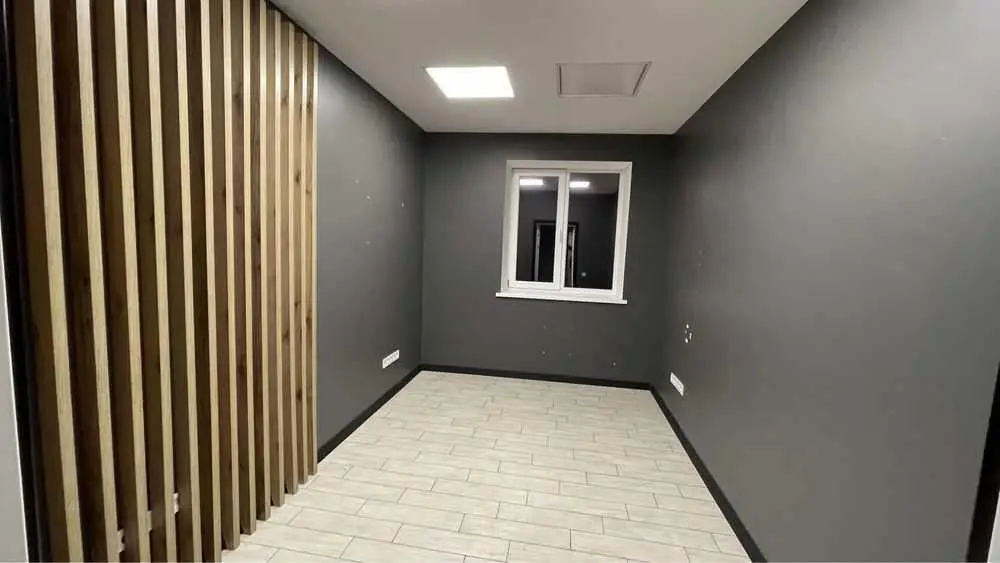  Ваш новий бізнес-простір у серці міста- ідеальні умови для роботи.