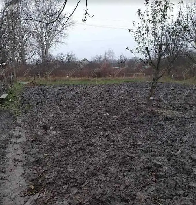 Продаж ділянки в Петрівці