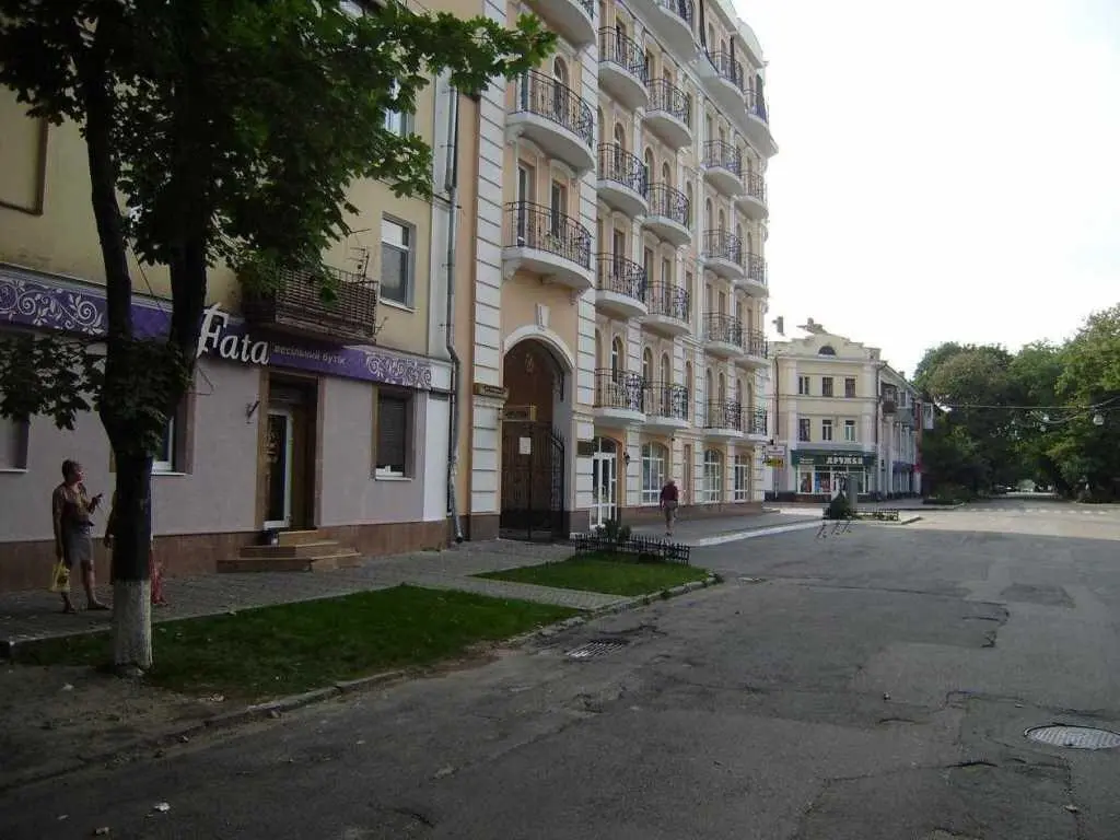 Продаж нежитлового приміщення в самому серці Полтави на вулиці Юліана Матвійчука.