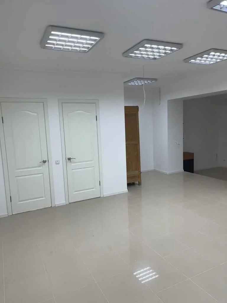 Комерційне Приміщення в Районі з Найкращим Трафіком