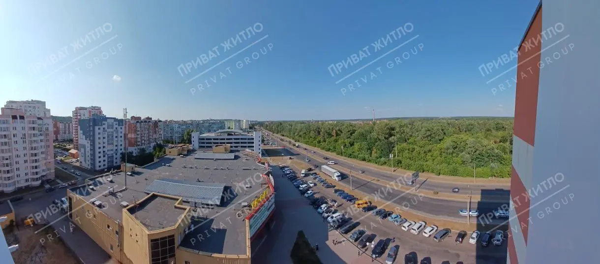 Простора видова квартира, мікрорайон Левада