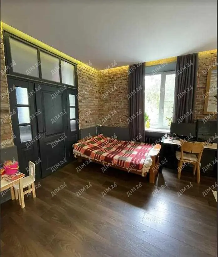 Двокімнатна квартира в центрі міста!