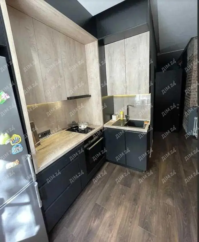 Двокімнатна квартира в центрі міста!