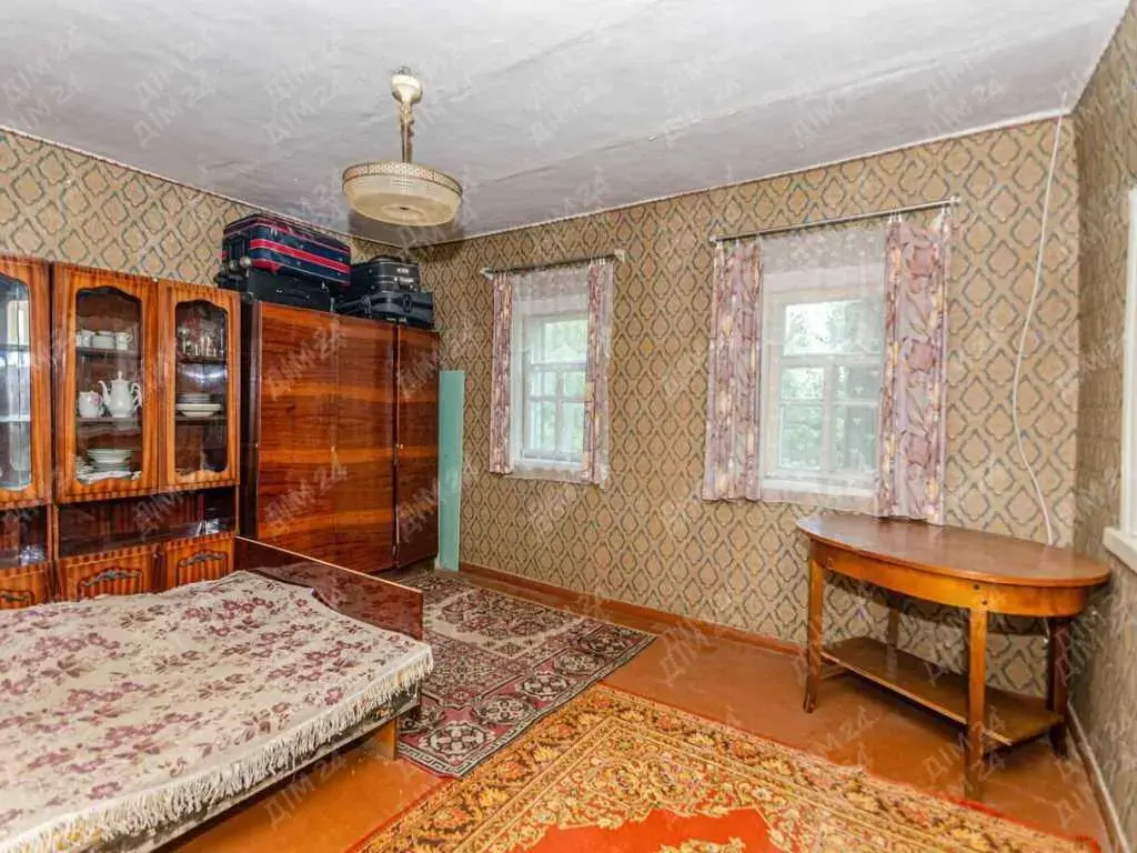 Чудовий будинок поруч з лісом поруч з Полтавою.