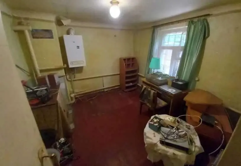 Трикімнатна квартира в центрі 