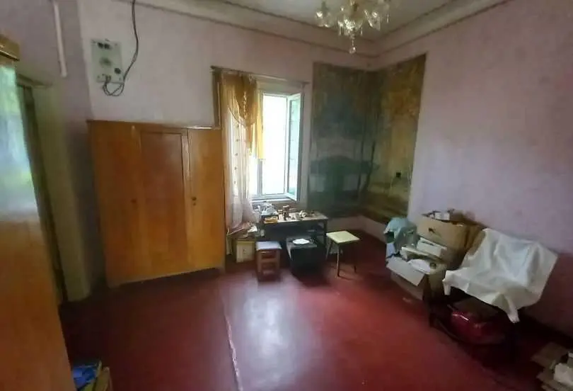 Трикімнатна квартира в центрі 