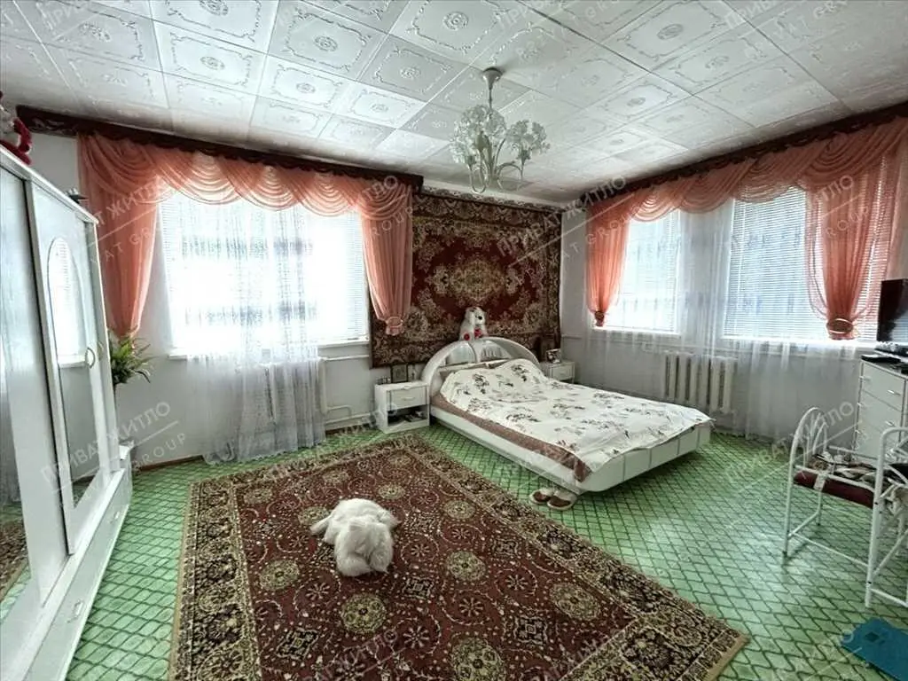 Двоповерховий будинок у Полтаві