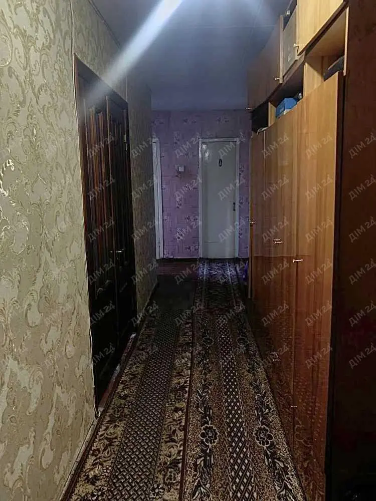 Трикімнатна квартира на Подолі