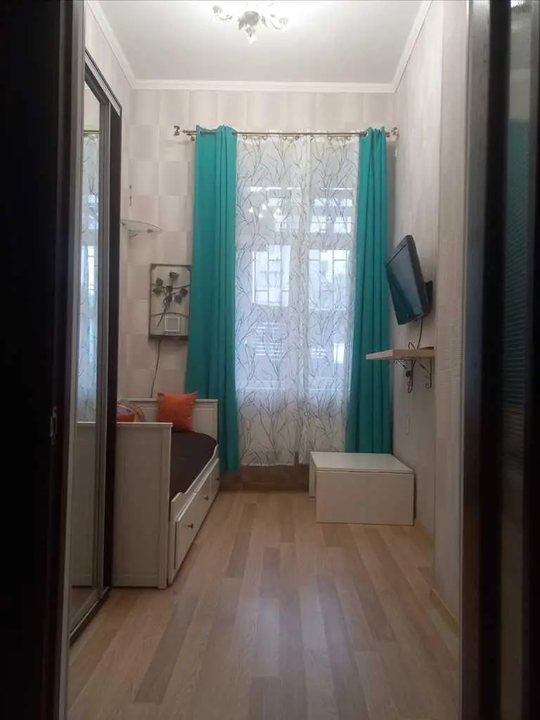 Червона лінія. Трикімнатна квартира із суттєвими перевагами.   